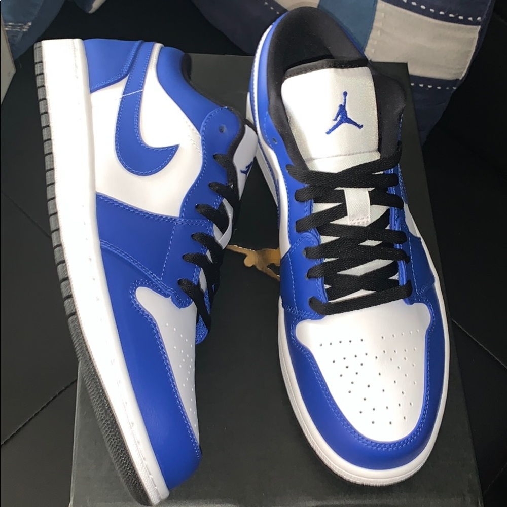 🚫SOLD🚫Jordan 1 Retro Game Royal Low - Picture 3 of 7